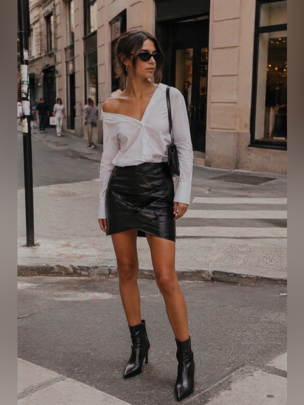 ZARA Women's Black Faux Leather Asymmetrical Mini Skirt L